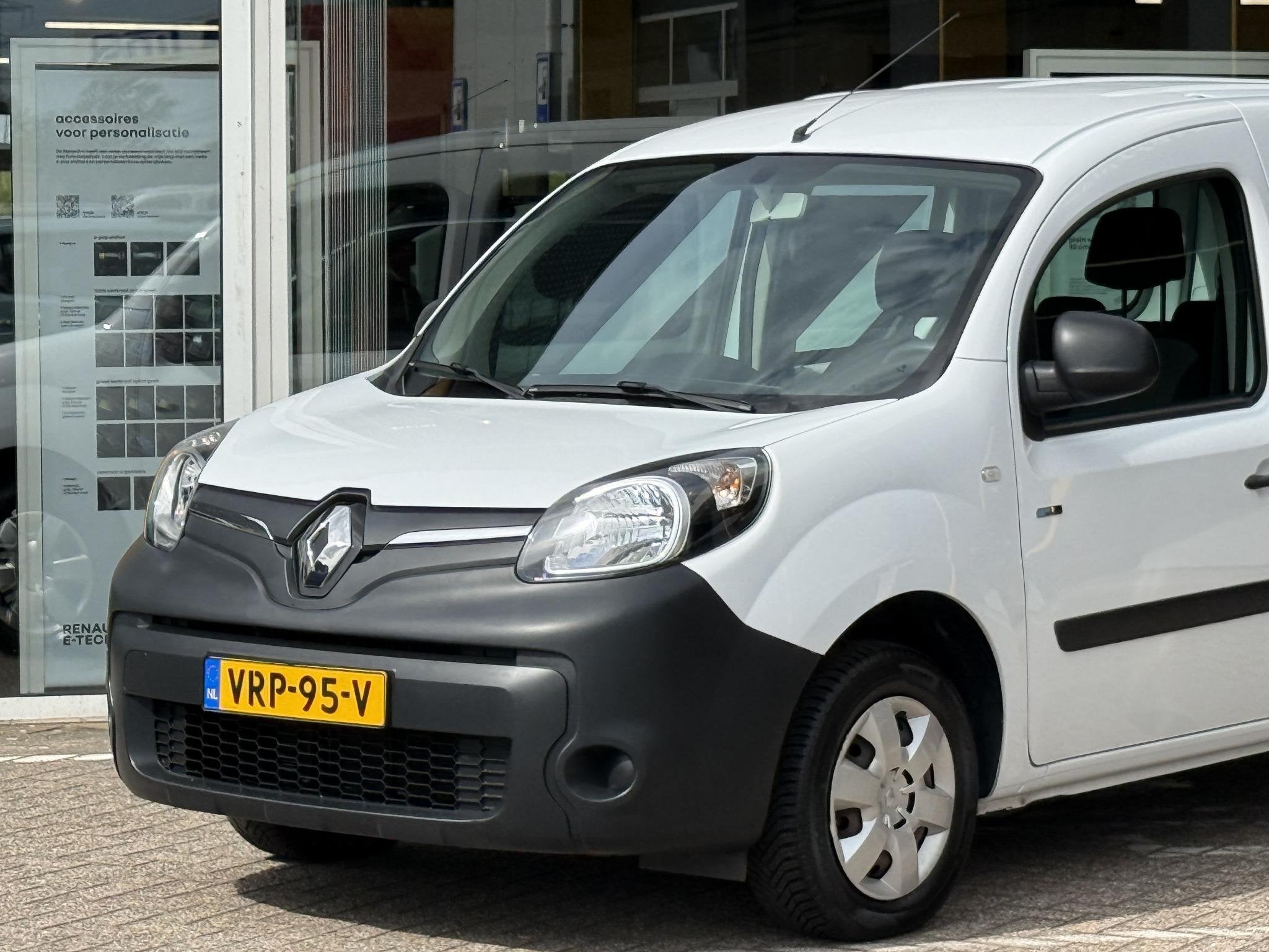 Renault Kangoo Z.E. Maxi (incl. accu) | 93% SoH | Cruise Con, Auto's, Stof, Gebruikt, Wit, Bluetooth