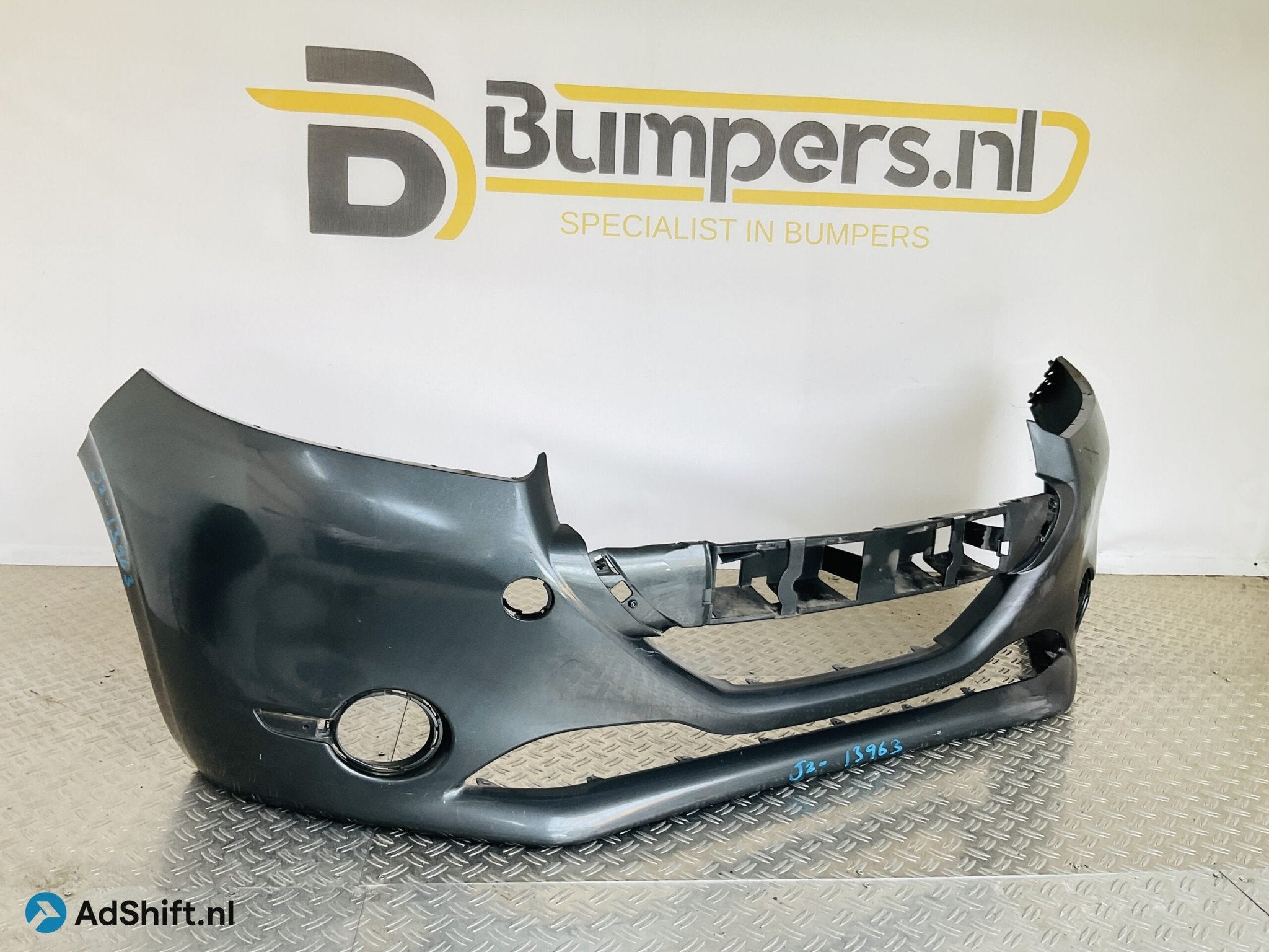 Bumper Peugeot 208 12-16 967279447700 Voorbumper 2-J2-13963z, Auto-onderdelen, Carrosserie en Plaatwerk, Bumper
