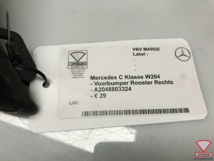 mercedes c klasse w204 voorbumper rooster rechts a2048803324, Gebruikt, Mercedes-Benz AG, Mercedes-Benz, Rechts