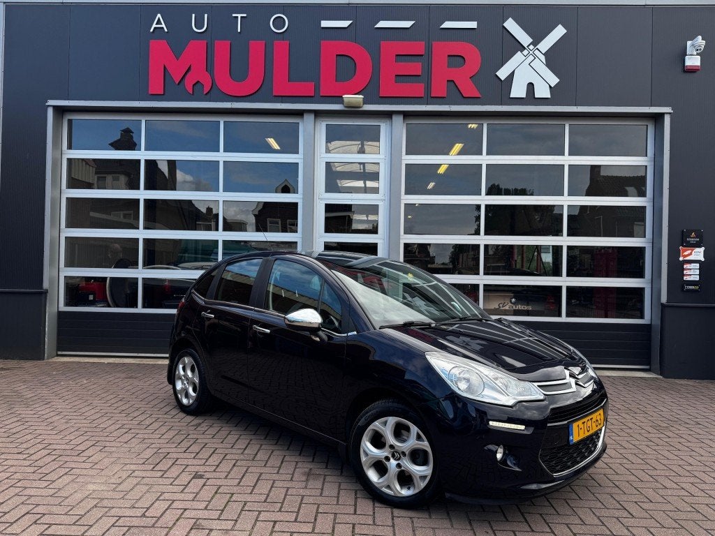Citroen C3  PURETECH 82 COLLECTION AUTOMAAT / NAVI / CRUISEC, Auto's, Voorwielaandrijving, Euro 5, Gebruikt, 31 €/maand