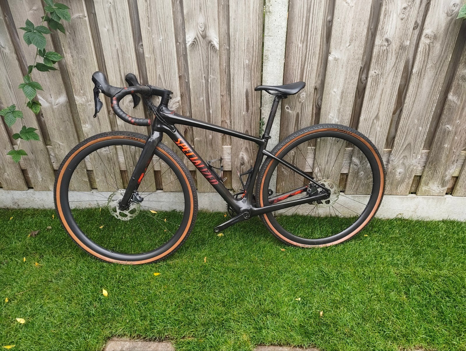 Specialized Diverge Sport 2020 Carbon Gravelbike bike Mt 48, Fietsen en Brommers, 28 inch, Gebruikt, Carbon, 10 tot 15 versnellingen