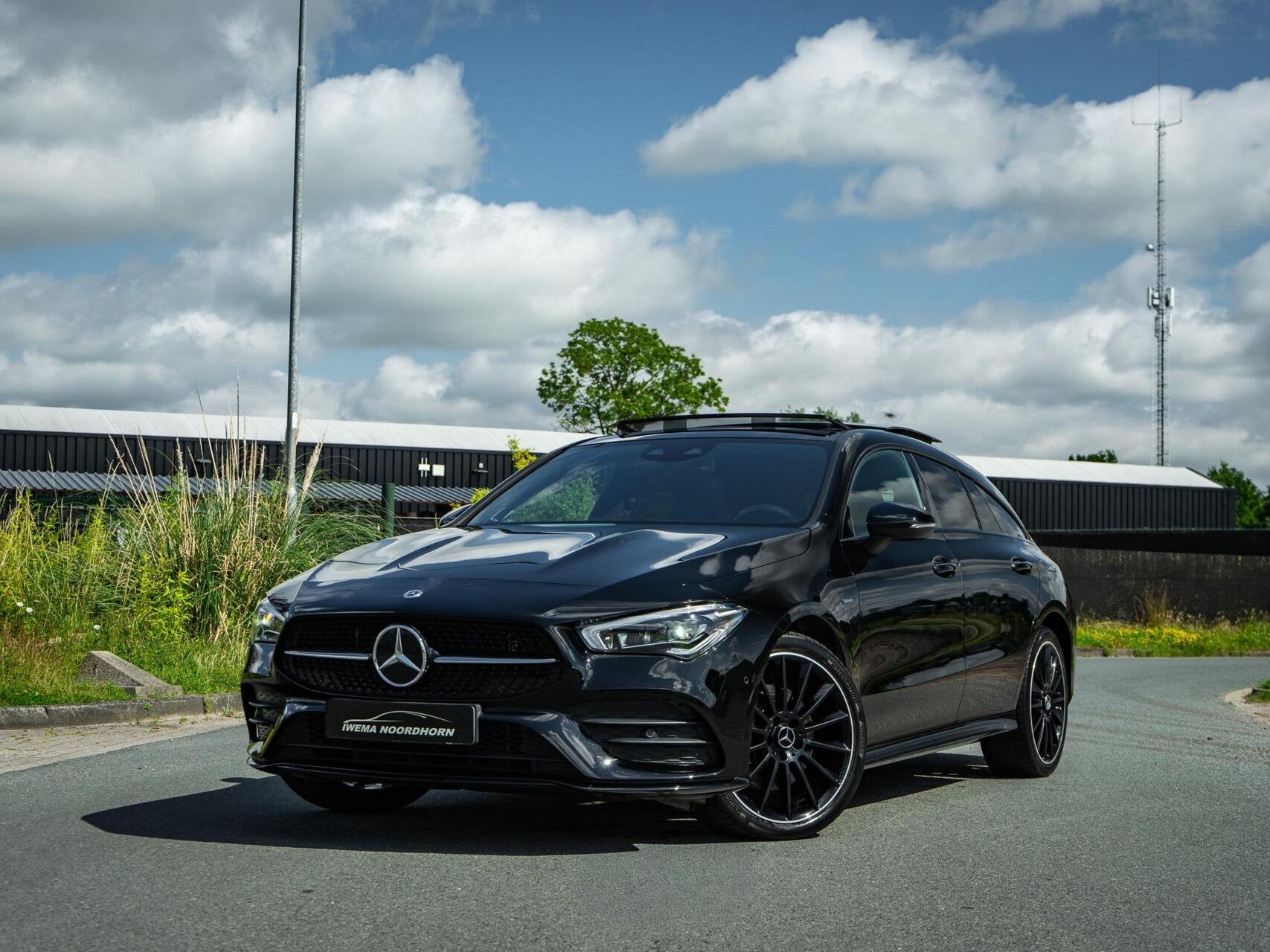 Mercedes CLA-klasse Shooting Brake 250 e AMG|Panoramadak|Bur, Auto's, Mercedes-Benz, CLA, Gebruikt, Zwart, 4 cilinders