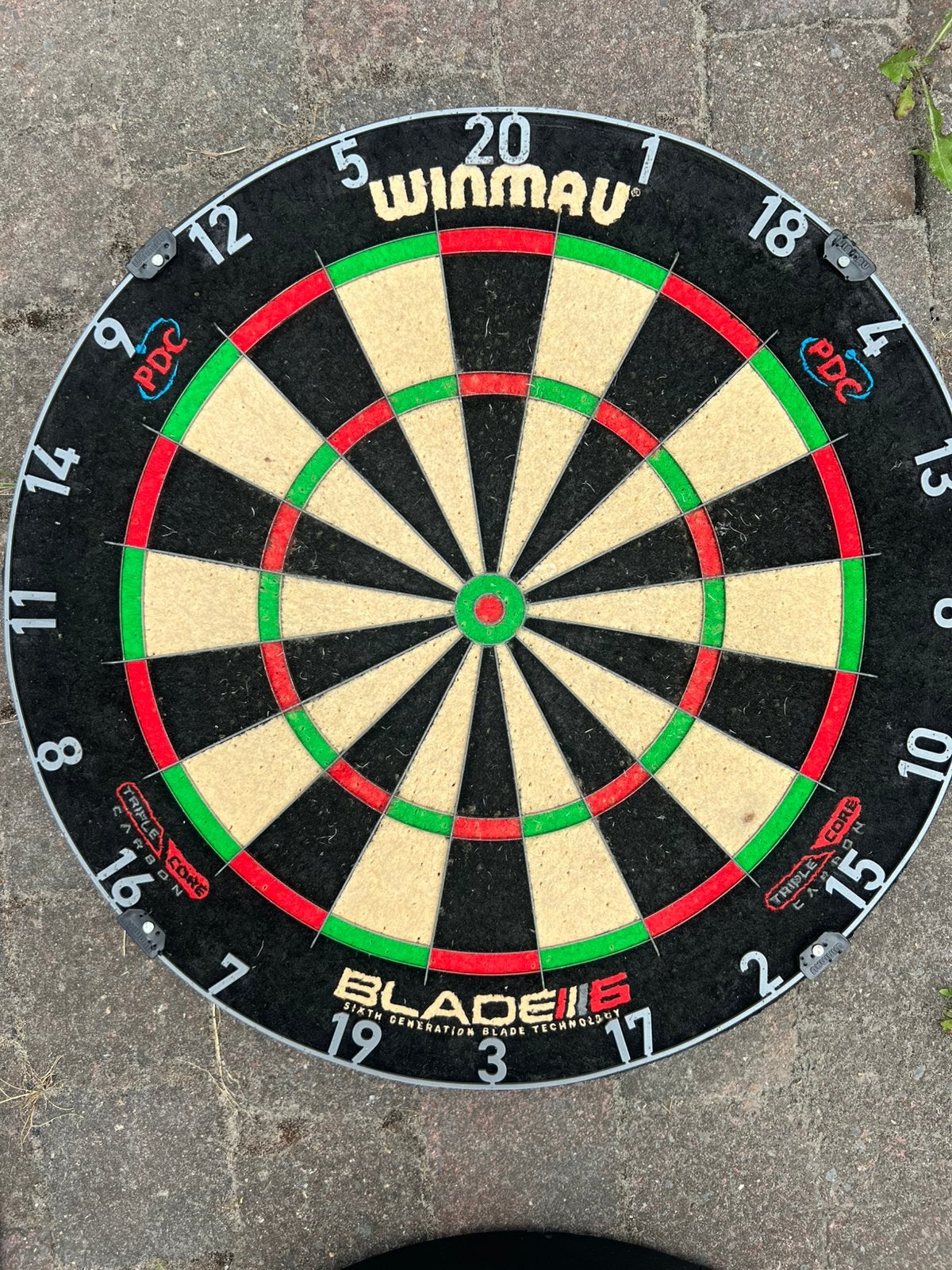 Winmau Balde 6 Triple Core + Nodor Dartbord, Ophalen, Gebruikt, Dartbord