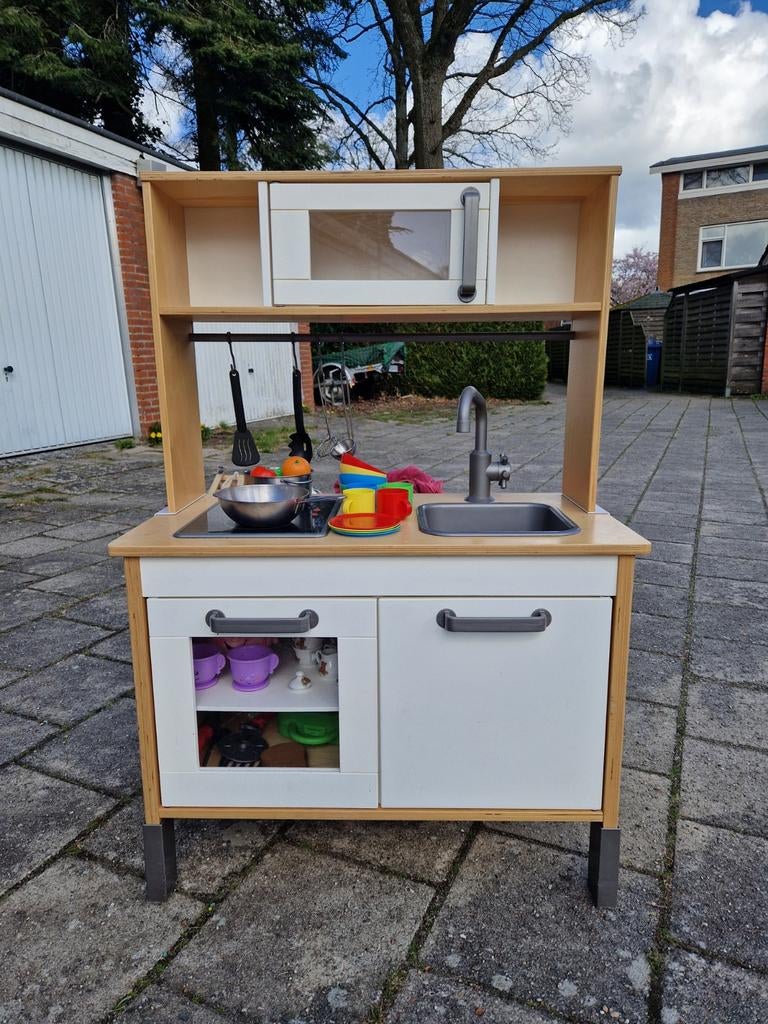 Ikea Speelgoedkeukentje DUKTIG - Compleet met accessoires, Ophalen, Gebruikt, Hout, Speelkeuken