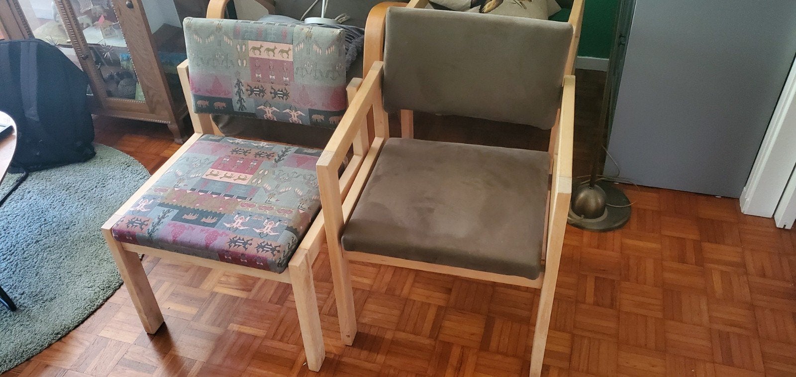 Drie houten stoelen: 2 groen, 1 met print, Ophalen, Gebruikt, Overige kleuren, Drie