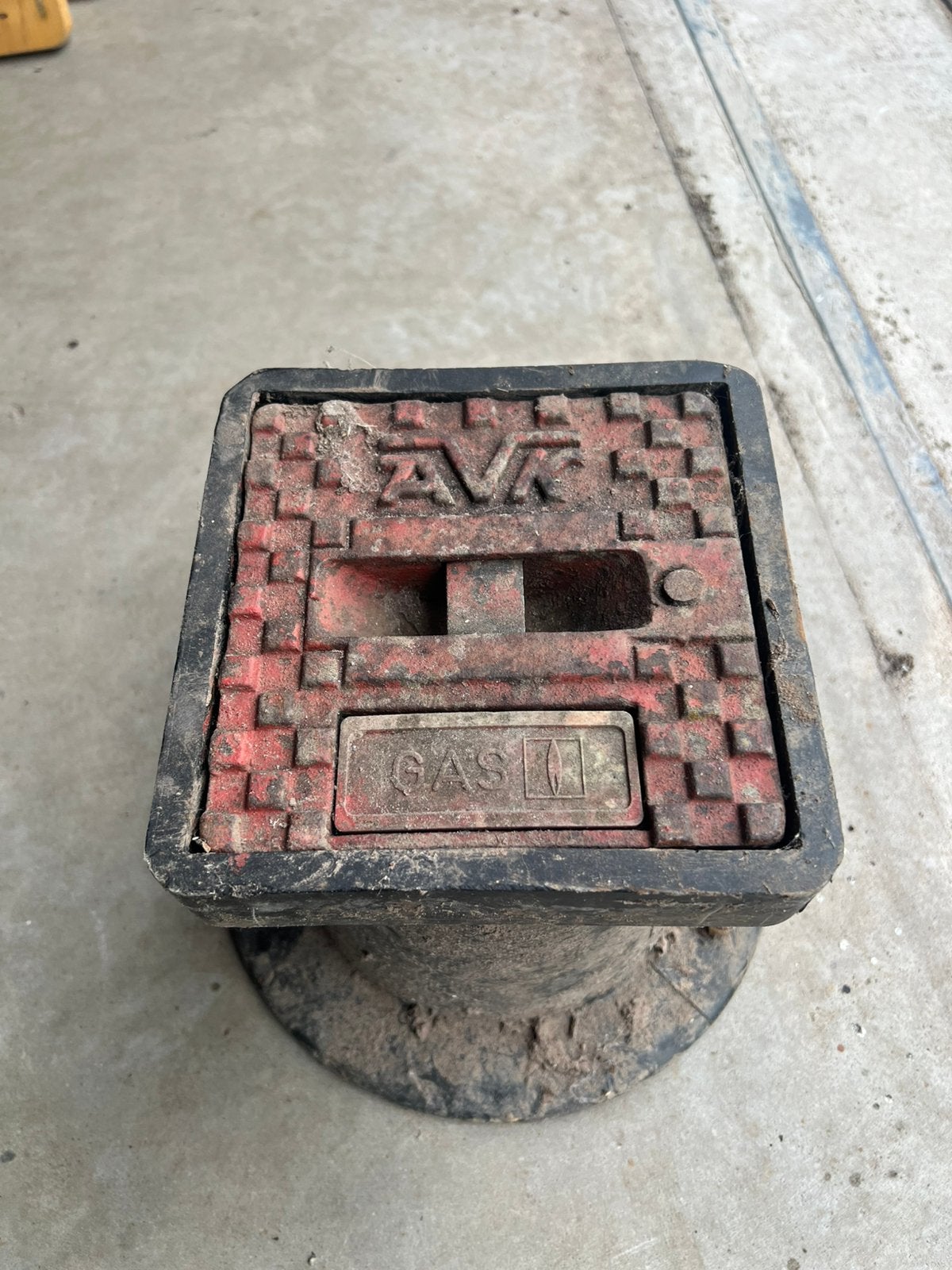 AVK inbouw putdeksel 18x18 cm met buitenrand. Gratis., Ophalen, Gebruikt, Overige typen, Minder dan 5 m²