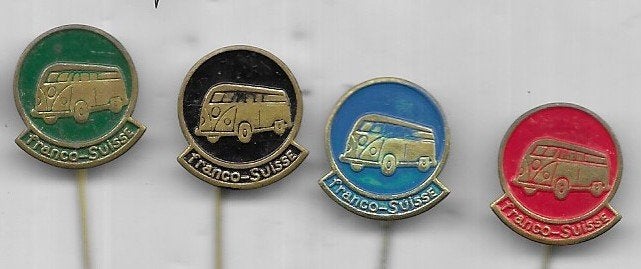 4 X VOLKSWAGEN BUS AUTO SPELDEN UIT 1 SERIE, Ophalen of Verzenden, Gebruikt, Transport, Speldje of Pin