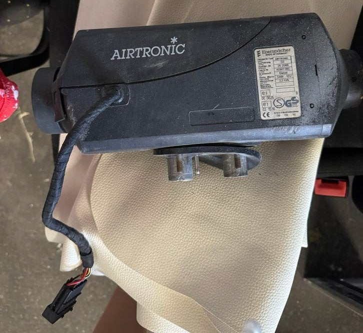 Eberspacher Airtronic D2 Standkachel met bedieningspaneel, Ophalen of Verzenden, Gebruikt