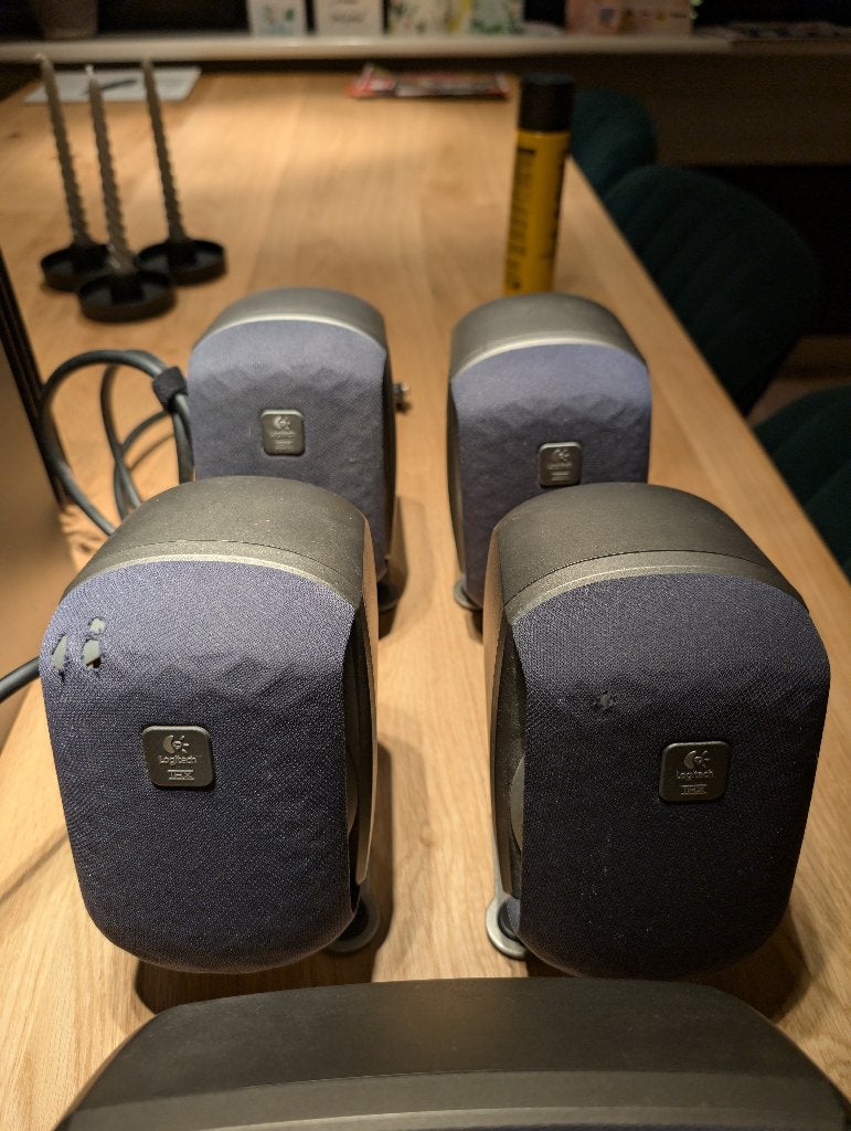 Logitech Z-680 5.1 Speakerset met bekabeling, Gebruikt, Afstandsbediening, Logitech, Speakerset