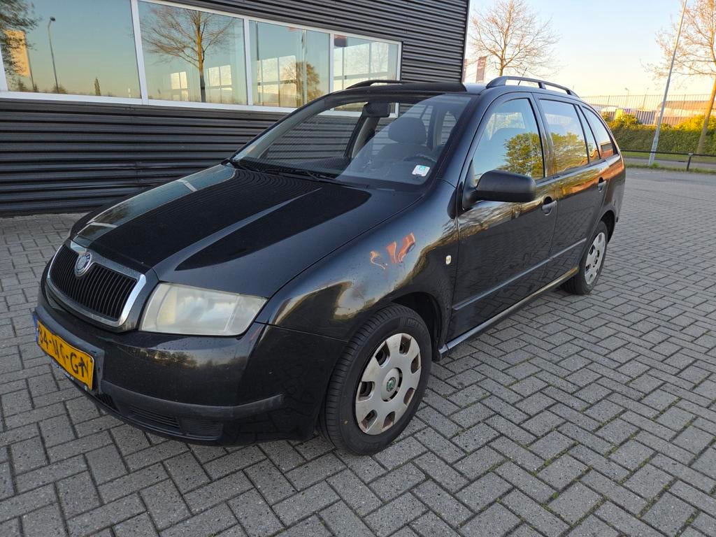 Skoda Fabia 1.4 Combi 50KW 2003 Zwart, Auto's, Skoda, Bedrijf, Fabia, Airbags, Airconditioning, Bluetooth, Boordcomputer, Centrale vergrendeling