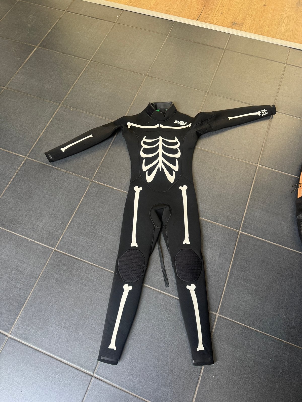 Wetsuit kids size 8j, Watersport en Boten, Ophalen, Zo goed als nieuw, Overige typen