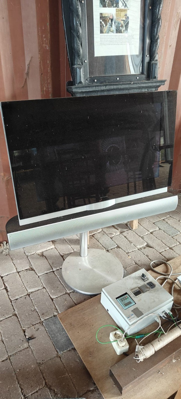 Bang & Olufsen BeoVision 7-40 TV met BeoLab 7-4 luidspreker, Gebruikt, 50 Hz, 100 cm of meer, Ophalen