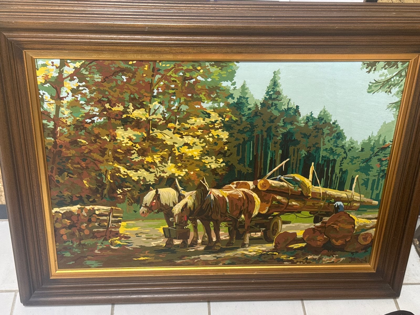 Schilderij: Paarden trekken boomstammen in bos, Ophalen, Doek, Realistisch, Landschap