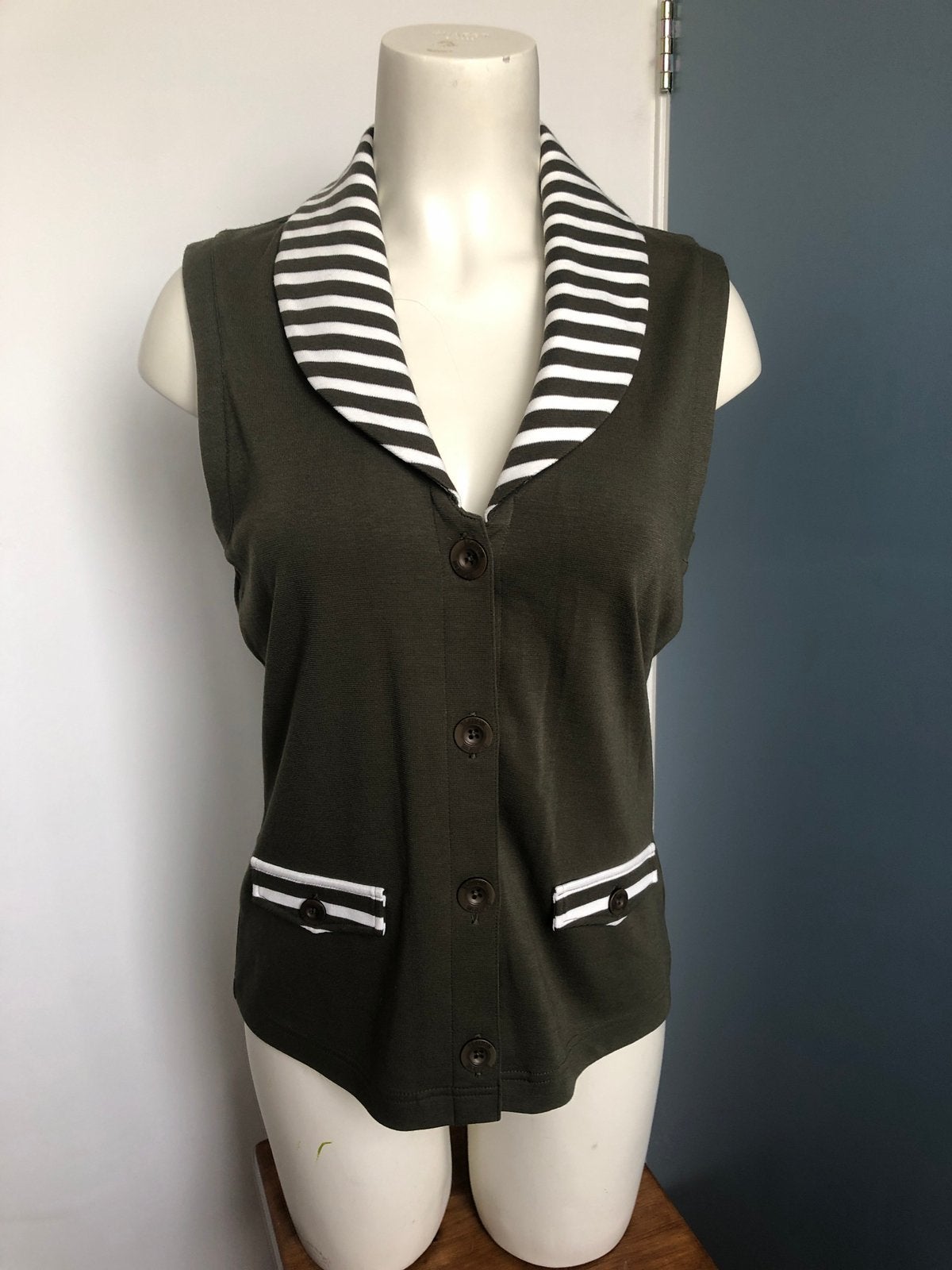 Gerry weber bodywarmer hesje olijfkleurig 38, Maat 38/40 (M), Overige kleuren, Ophalen of Verzenden, Zo goed als nieuw