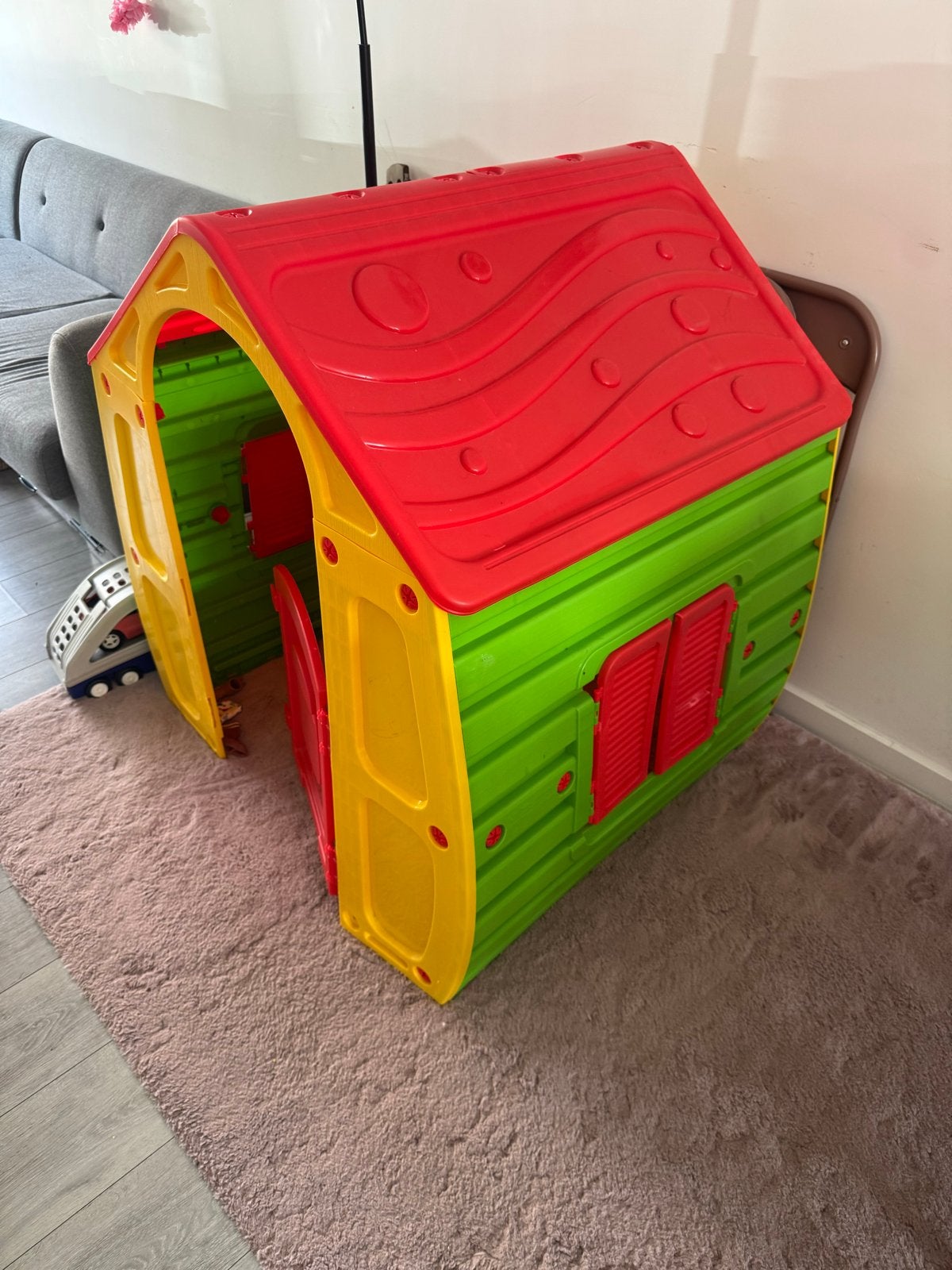 Leuk speelhuisje voor binnen en buiten (100x90x110cm), Kinderen en Baby's, Ophalen, Gebruikt, Plastic
