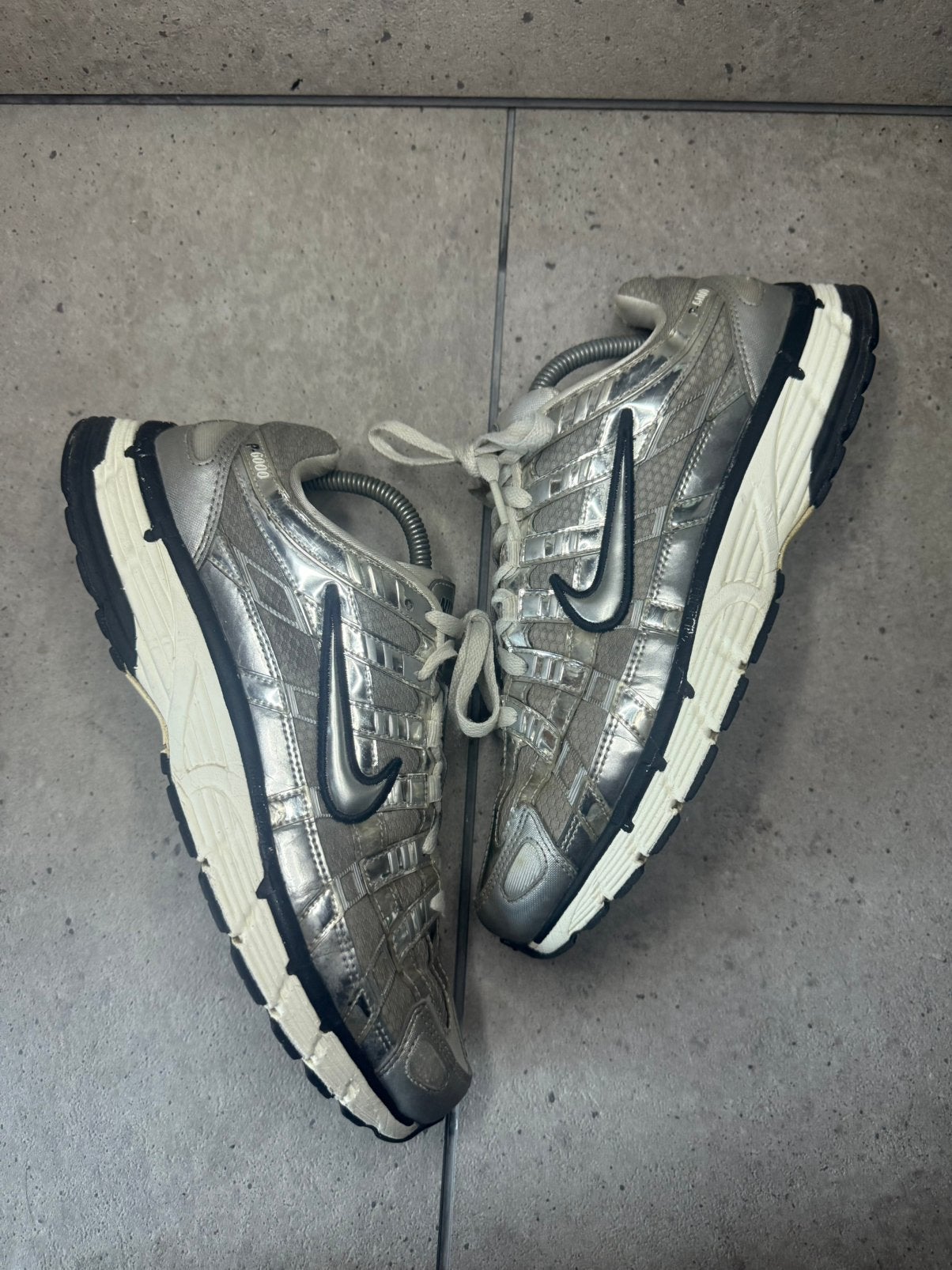Nike P-6000 Silver 44, Overige kleuren, Ophalen of Verzenden, Sneakers of Gympen, Zo goed als nieuw