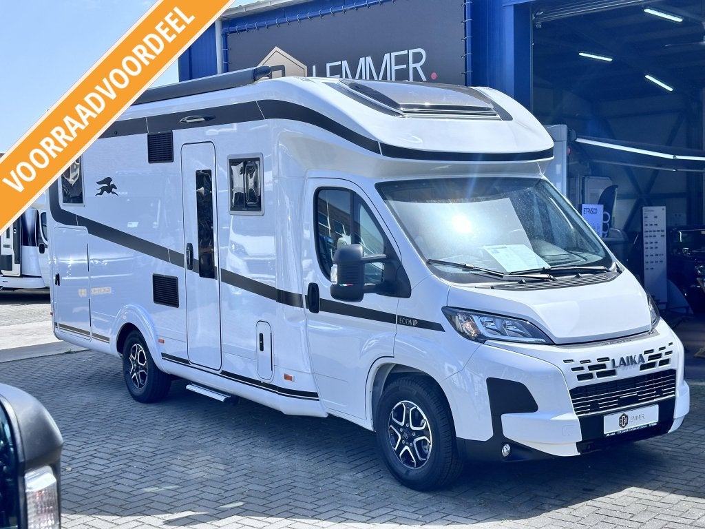 Laika L4009 DS 180 PK aut + enk bedden face/face ZO luxe!!, Caravans en Kamperen, Campers, Automaat, Ringverwarming, Fiat, Afzuigkap