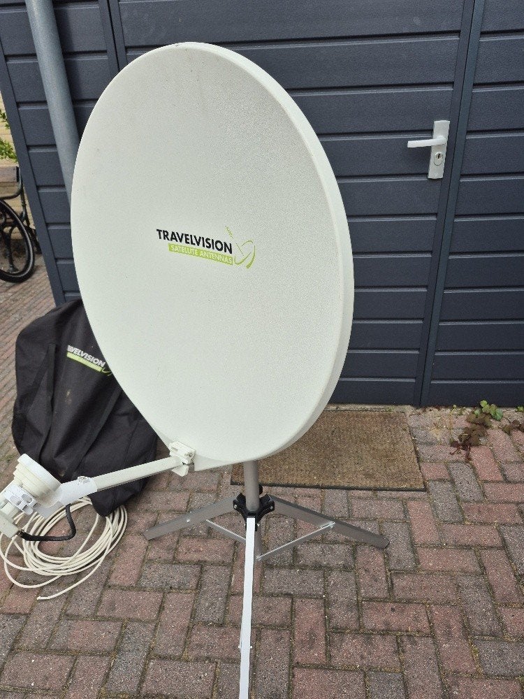 Travelvision schotel, Ophalen, Zo goed als nieuw, (Schotel)antenne, Overige merken