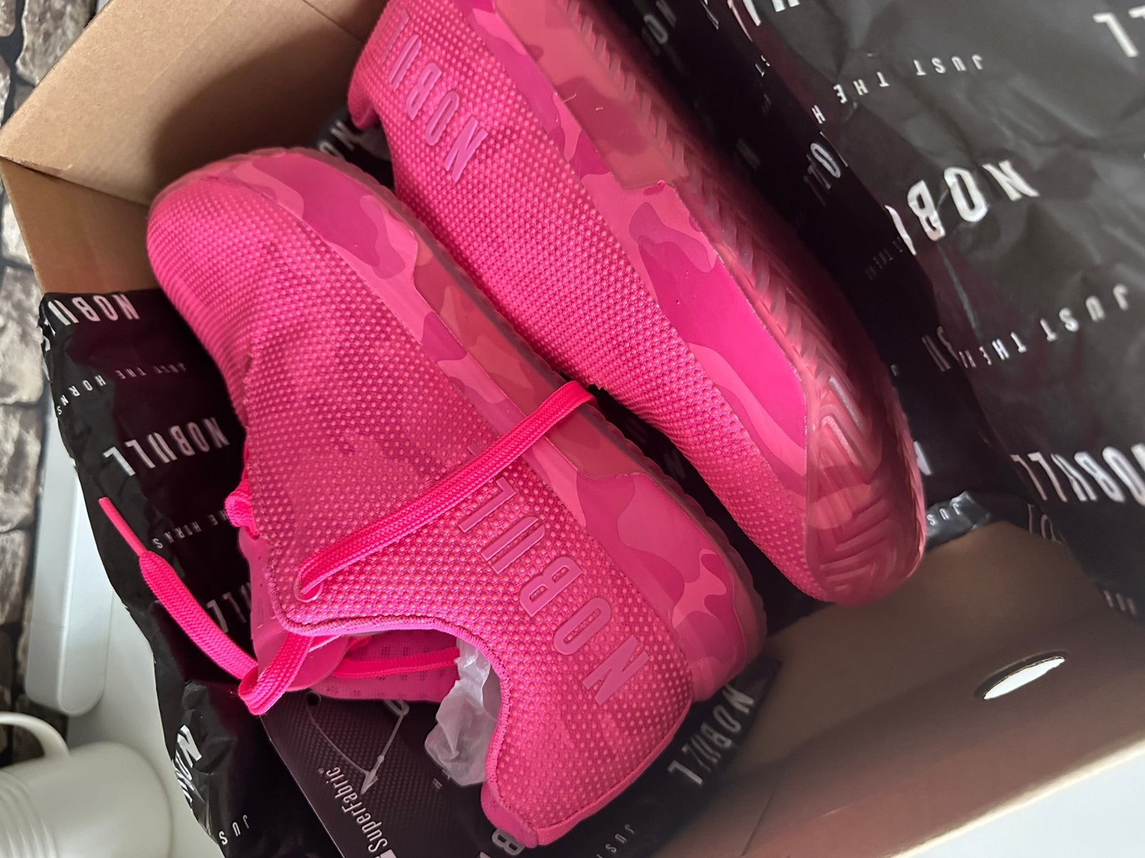 Sportschoenen nobull maat 40, roze, NIEUW, Overige merken, Overige typen, Nieuw, Ophalen of Verzenden