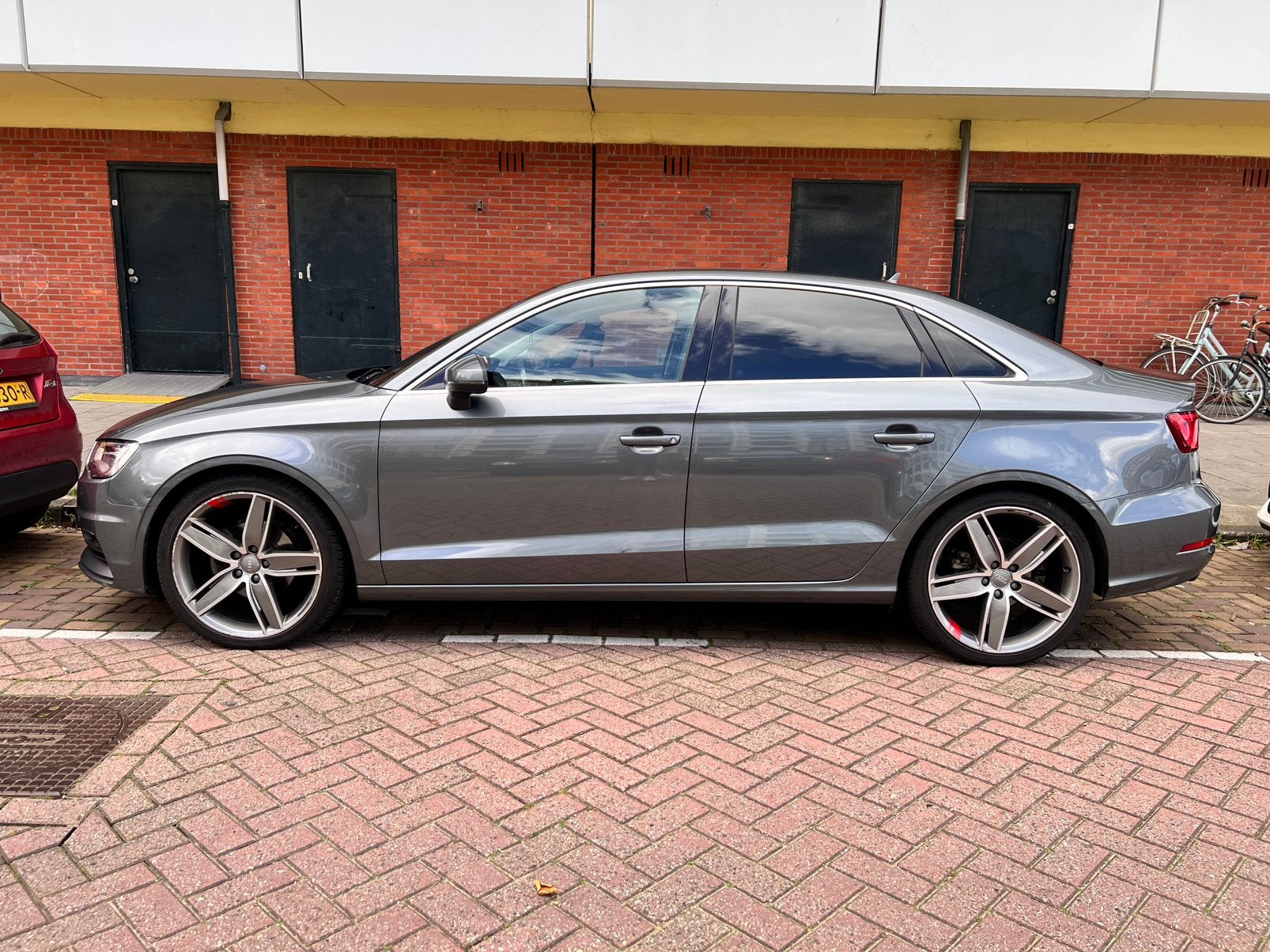 Audi A3 1.4 Tfsi COD Sedan S-tronic 2014 Grijs, Auto's, 1225 kg, 4 cilinders, Origineel Nederlands, 1395 cc