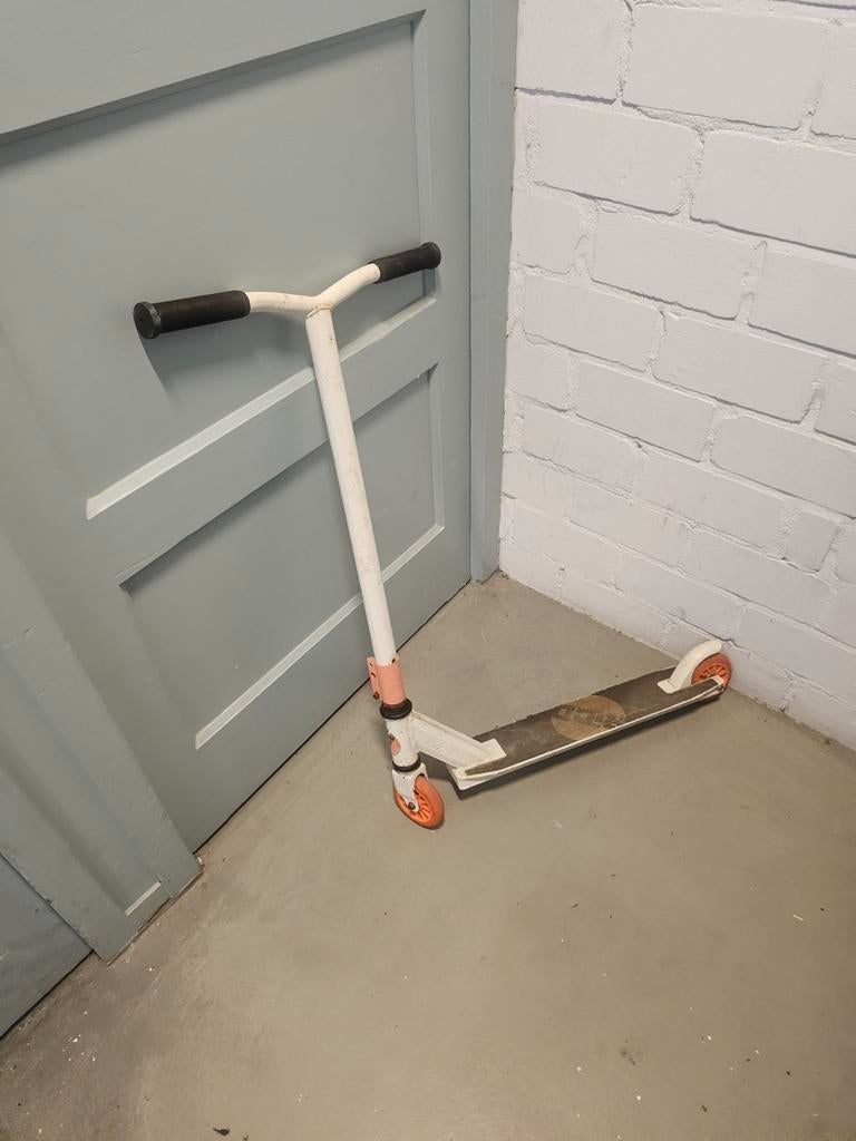 Kinderstep - Wit met oranje accenten, Fietsen en Brommers, Steps, Ophalen of Verzenden, Gebruikt, Gewone step