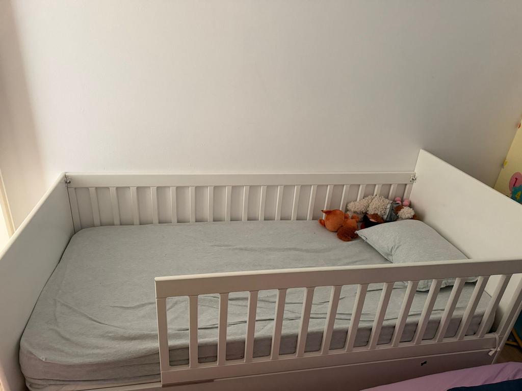 Kinderbed met matras (excl. beddengoed), Ophalen, 70 tot 85 cm, Zo goed als nieuw, Matras