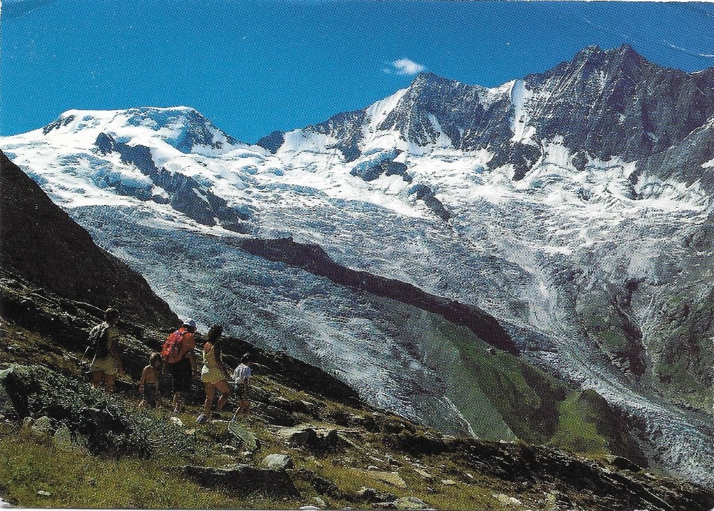 Ansichtkaart  	Saas-Fee (Zwits)	Alphubel, Täschenhorm & Dom, Verzenden, 1980 tot heden, Gelopen, Overig Europa