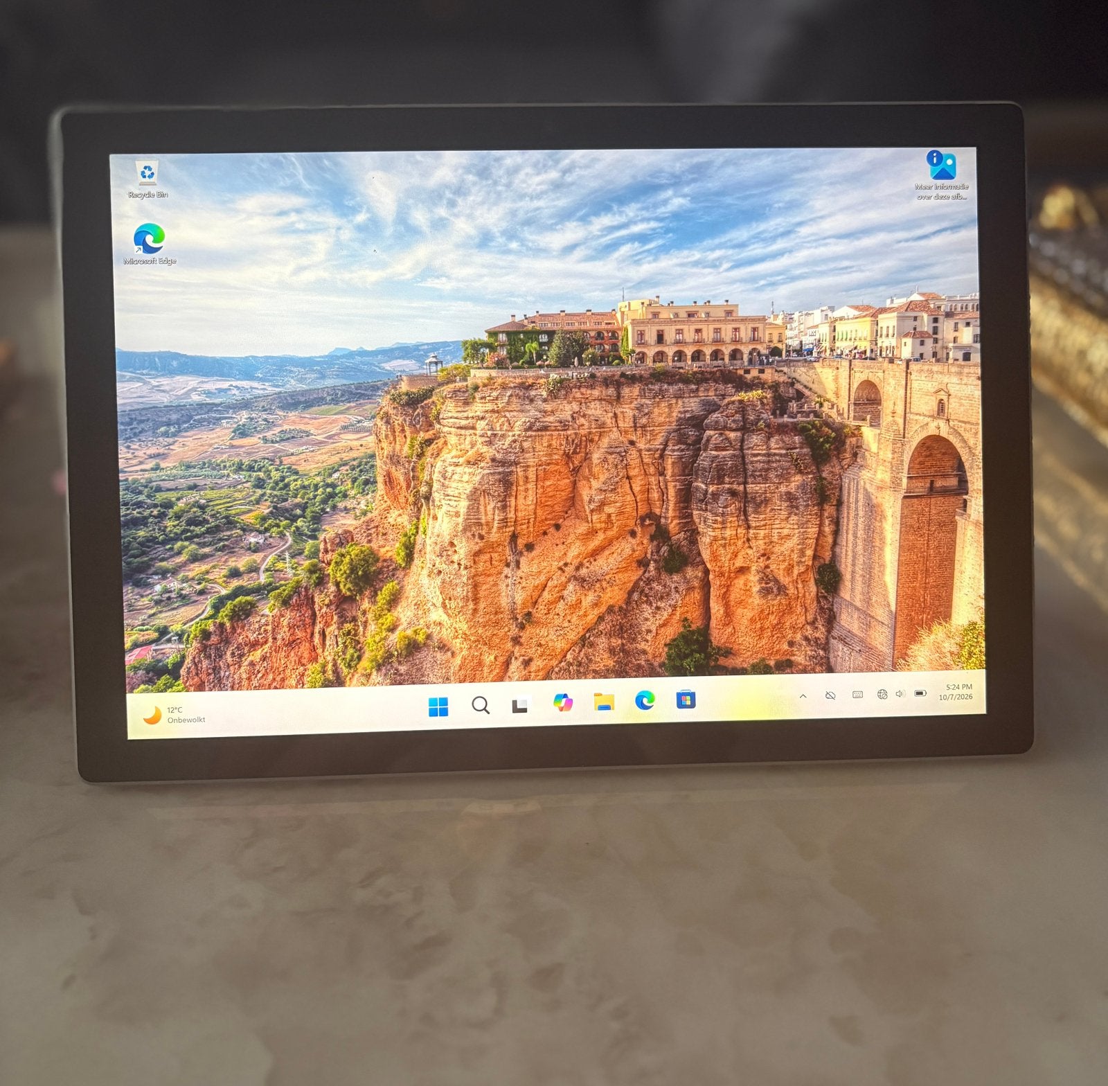 Microsoft Surface Pro – Windows 11, Computers en Software, Ophalen of Verzenden, Zo goed als nieuw, 12 inch