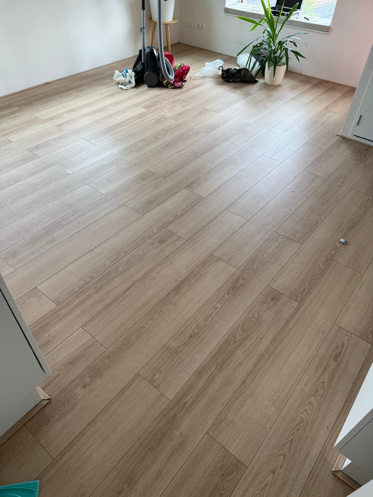 Laminaat 'The Hunt' Kwantum - Zo goed als nieuw, Ophalen, Bruin, Zo goed als nieuw, 10 tot 25 m²