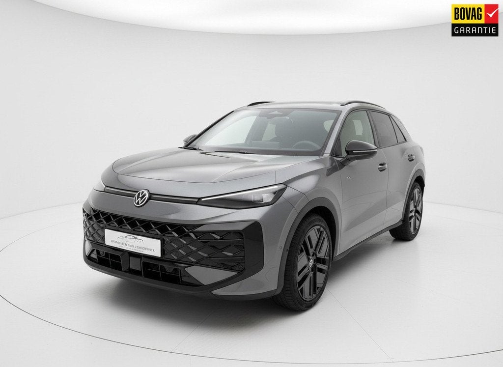 Volkswagen T-Roc 1.5 eTsi R-Line - Nieuw Model - Trekhaak -, 12 maanden, Stof, 1498 cc, Zwart