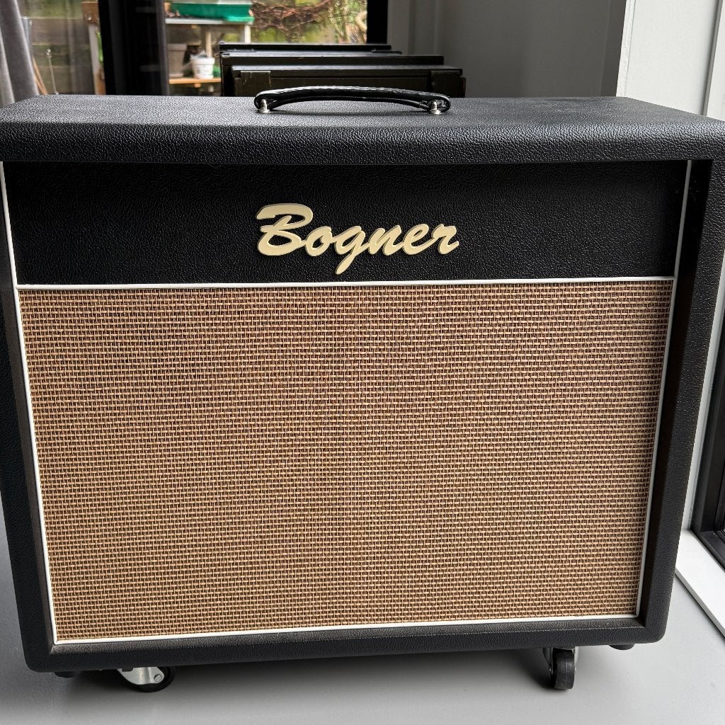 Bogner 2x12 oversized speaker cabinet - Celestion V30, Ophalen, Zo goed als nieuw, Gitaar, 50 tot 100 watt