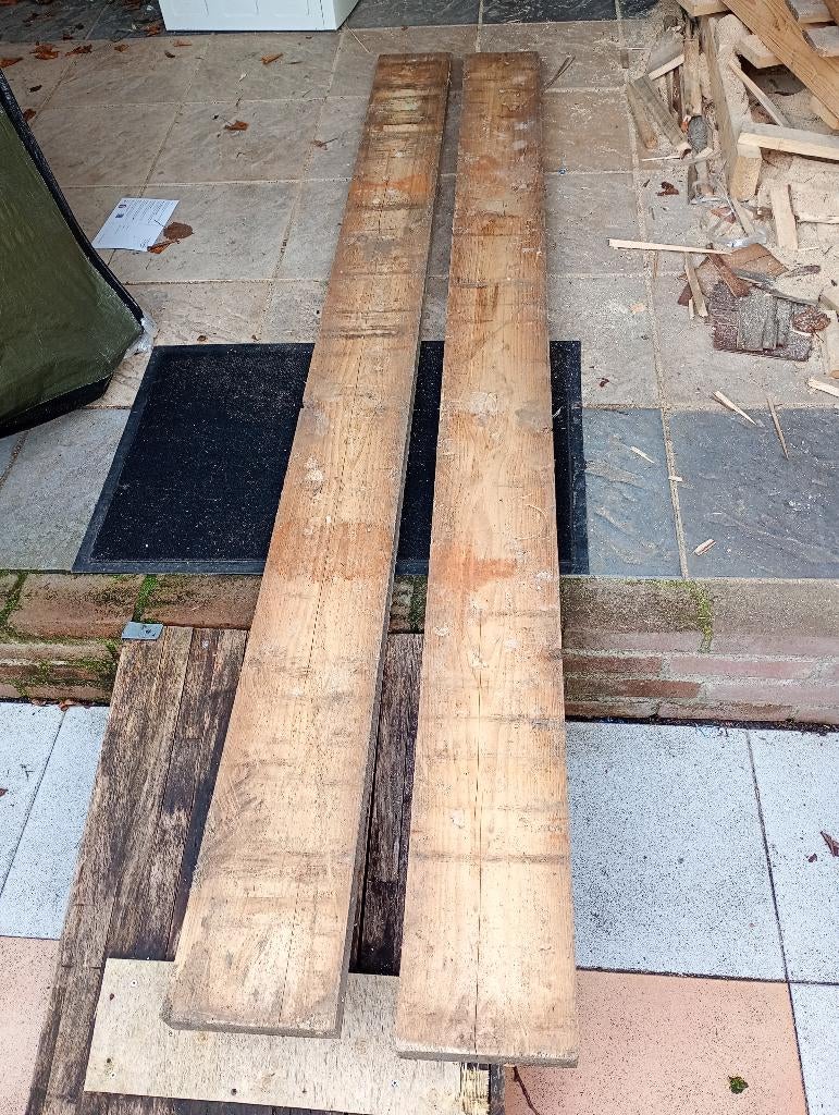hout balk 2400 x 195 x 45 mm  2 stuks nu 50 euro samen, Doe-het-zelf en Verbouw, Hout en Planken, Ophalen, 25 tot 50 mm, Zo goed als nieuw