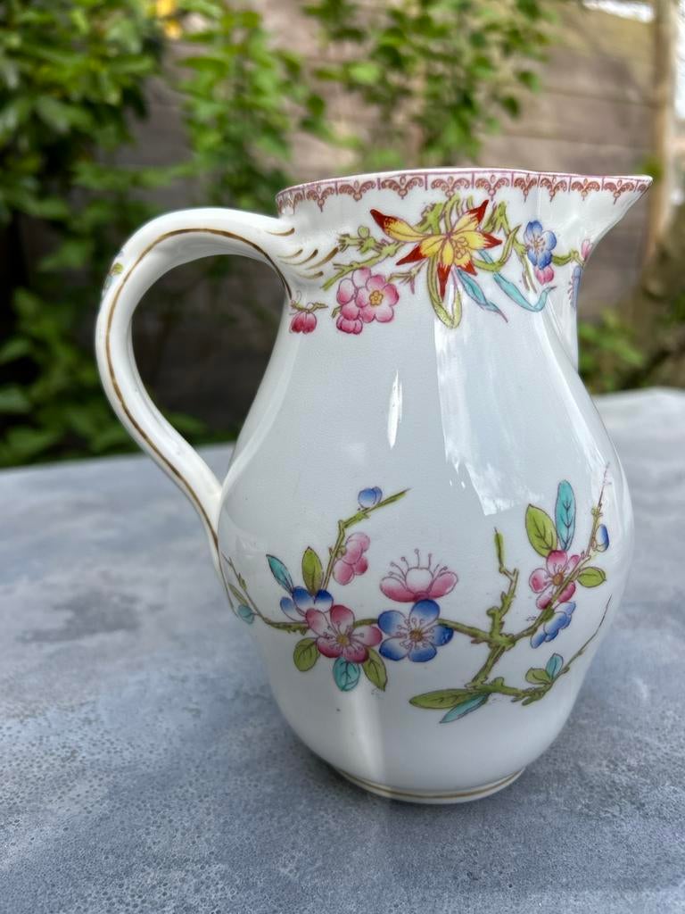 Minton Cuckoo grote melkkan, Antiek en Kunst, Antiek | Porselein, Ophalen of Verzenden