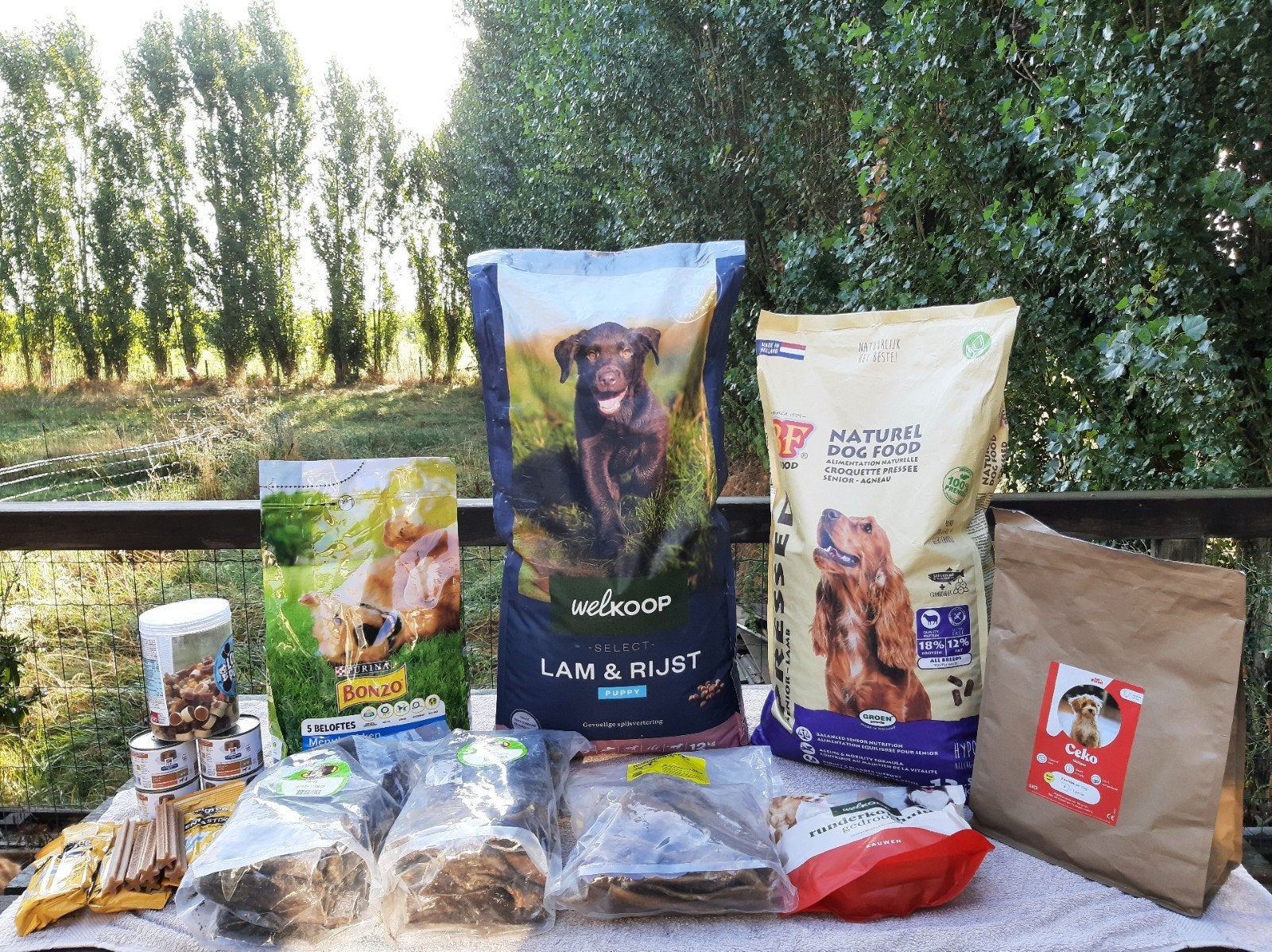 Hondenvoer pakket voor stichting / low budged particulier, Dieren en Toebehoren, Dierenvoeding, Ophalen, Hond