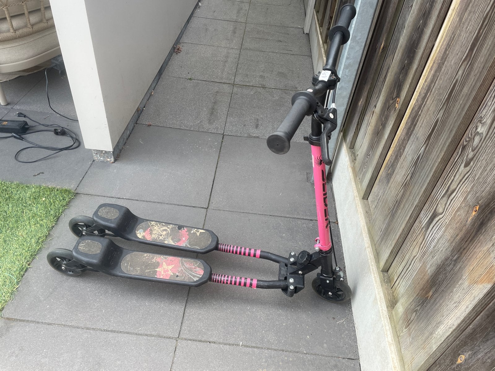 Roze step met twee voetplanken, Fietsen en Brommers, Ophalen of Verzenden, Gebruikt, Overige typen