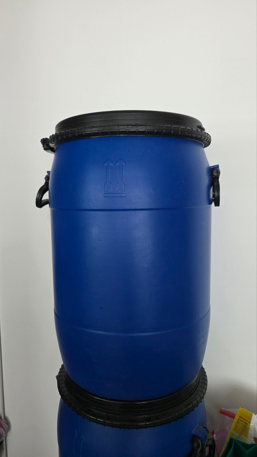 Blauwe kunststof container met deksel, Minder dan 75 liter, Ophalen, Gebruikt
