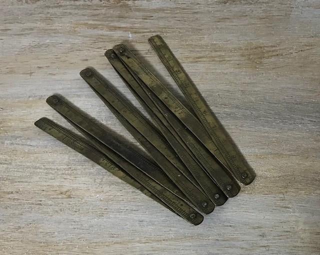 Koperen bakkers liniaaltje P. Tournier 1 meter opvouwbaar, Antiek en Kunst, Ophalen of Verzenden