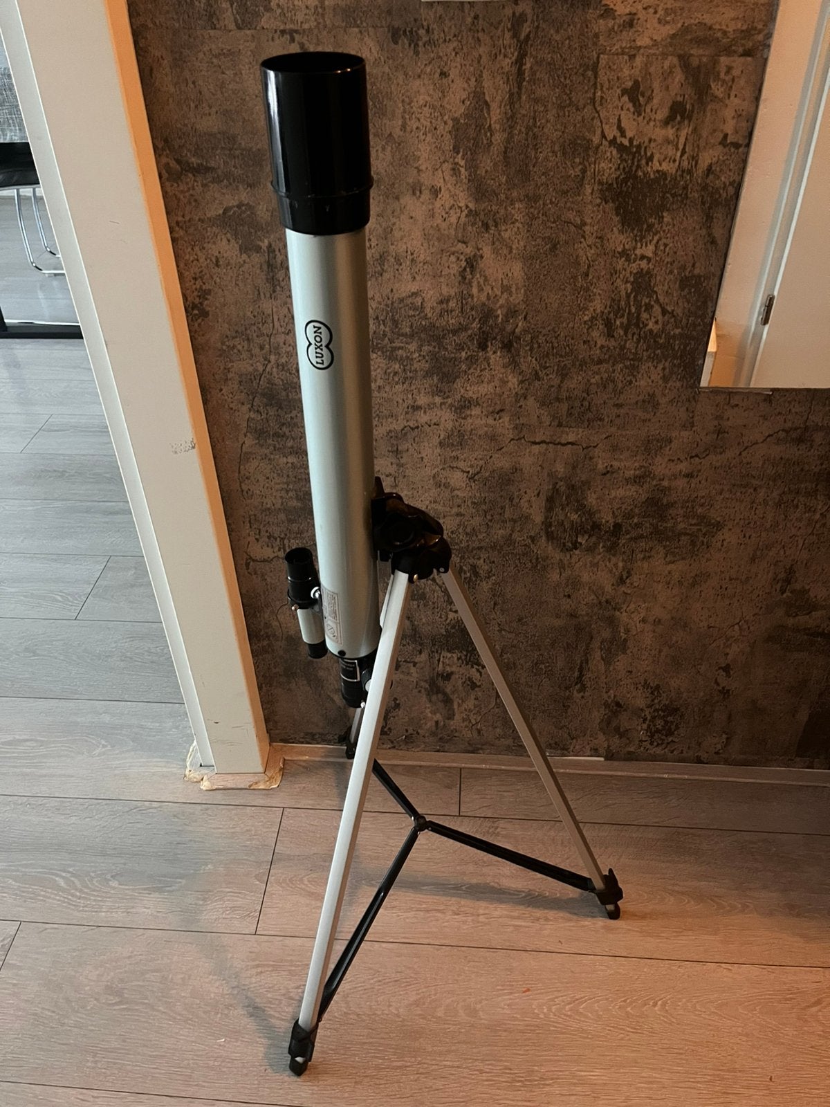 Telescoop luxon, Ophalen of Verzenden, Zo goed als nieuw, Minder dan 80 mm, Lenzentelescoop (refractor)