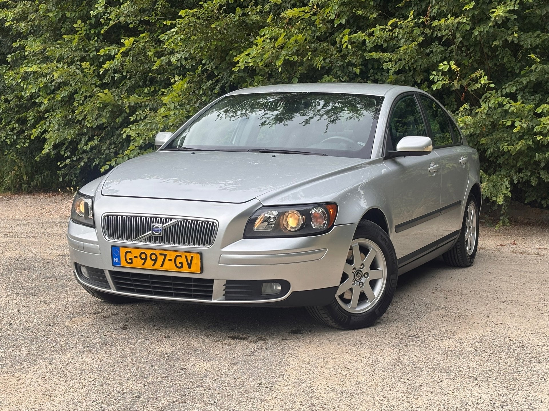 Volvo S40 1.8 | " 143.000 " KM + Cruise control Nu € 3.950, Voorwielaandrijving, 4 cilinders, 700 kg, 14 km/l