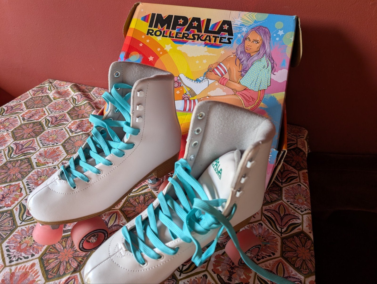 Impala Rollerskates - Wit met Roze Wielen - Maat 42, Ophalen, Gebruikt, Dames