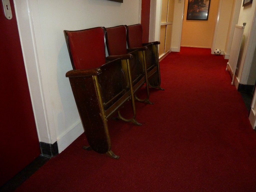 Theater/ bioscoop stoelen, Antiek en Kunst, Ophalen