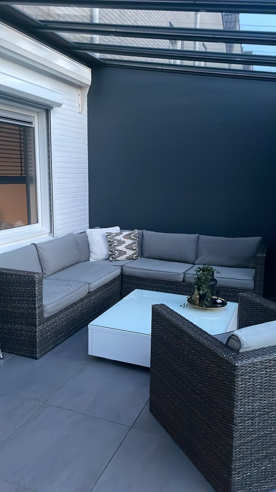 Grijze loungeset met fauteuil en tafel, Ophalen, 5 zitplaatsen, Gebruikt, Loungeset