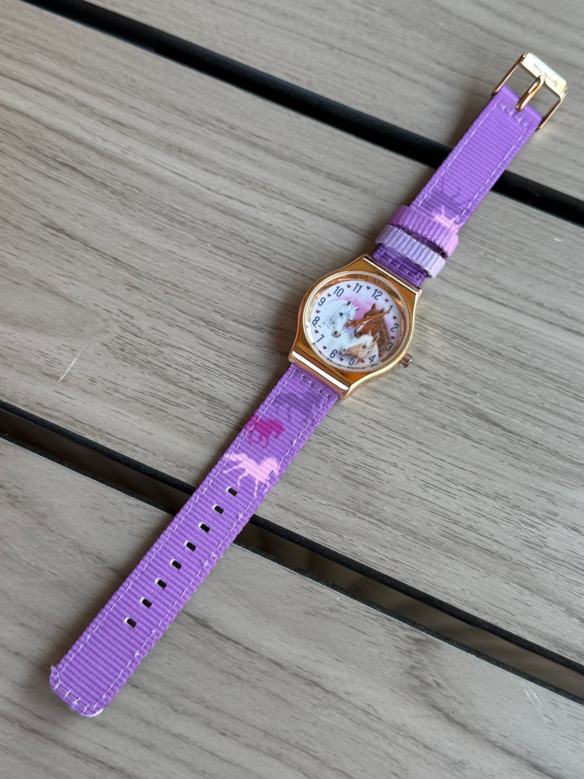 Een ongedragen, nieuw kinderhorloge., Ophalen of Verzenden, Nieuw, Meisje