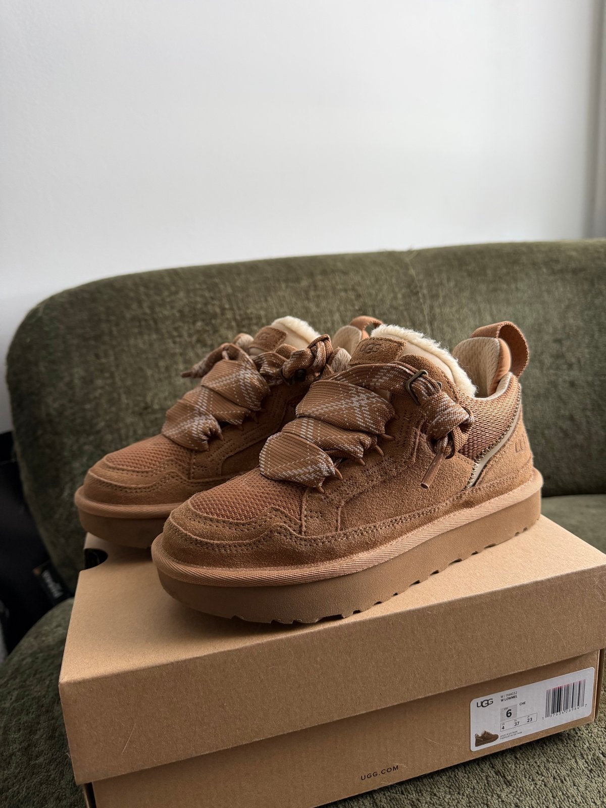 UGG Lowmel sneakers - Maat 37 - Zo goed als nieuw, Ophalen of Verzenden, Zo goed als nieuw, Bruin, Sneakers of Gympen