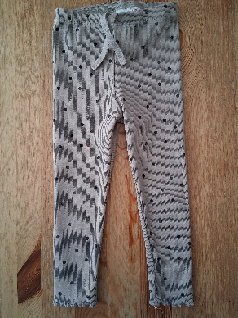 Gestipte legging Zara maat 98, Kinderen en Baby's, Kinderkleding | Maat 98, Ophalen of Verzenden, Gebruikt, Meisje, Broek