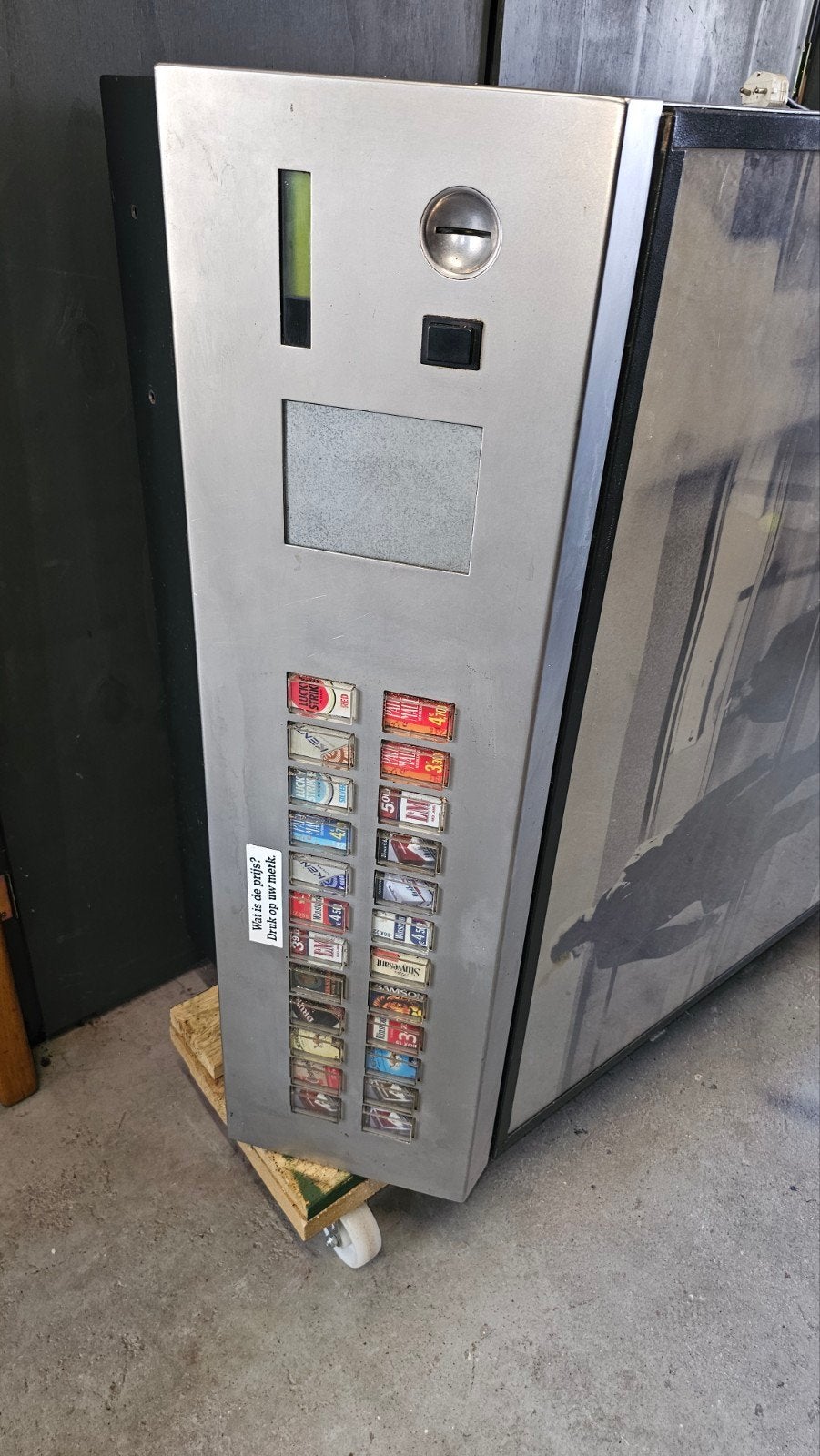 Sigarettenautomaat, mancave T. E. A. B, Ophalen, Gebruikt