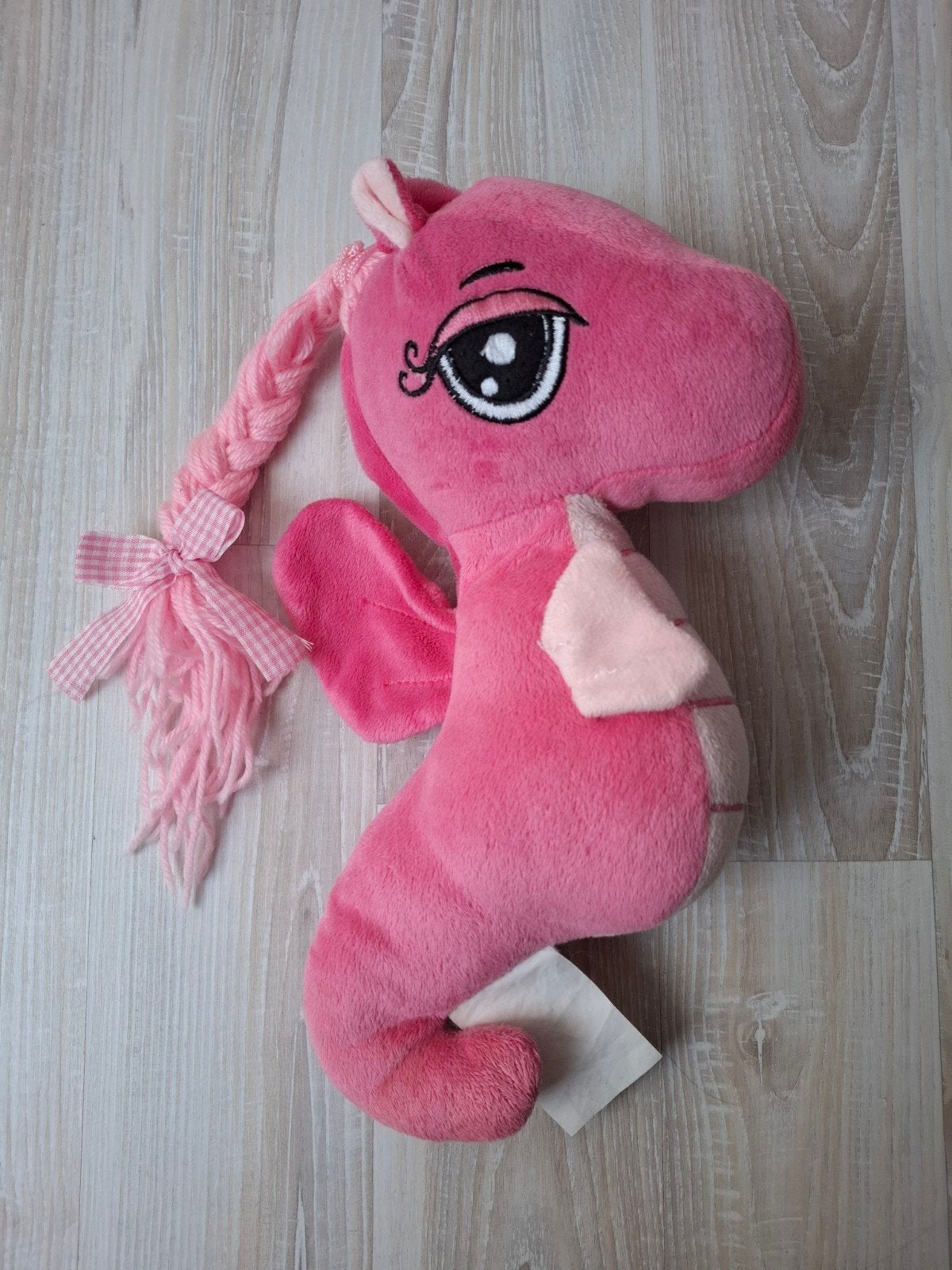 Roze zeepaard knuffel met vlecht en vleugels, Overige merken, Overige karakters, Overige typen, Ophalen of Verzenden