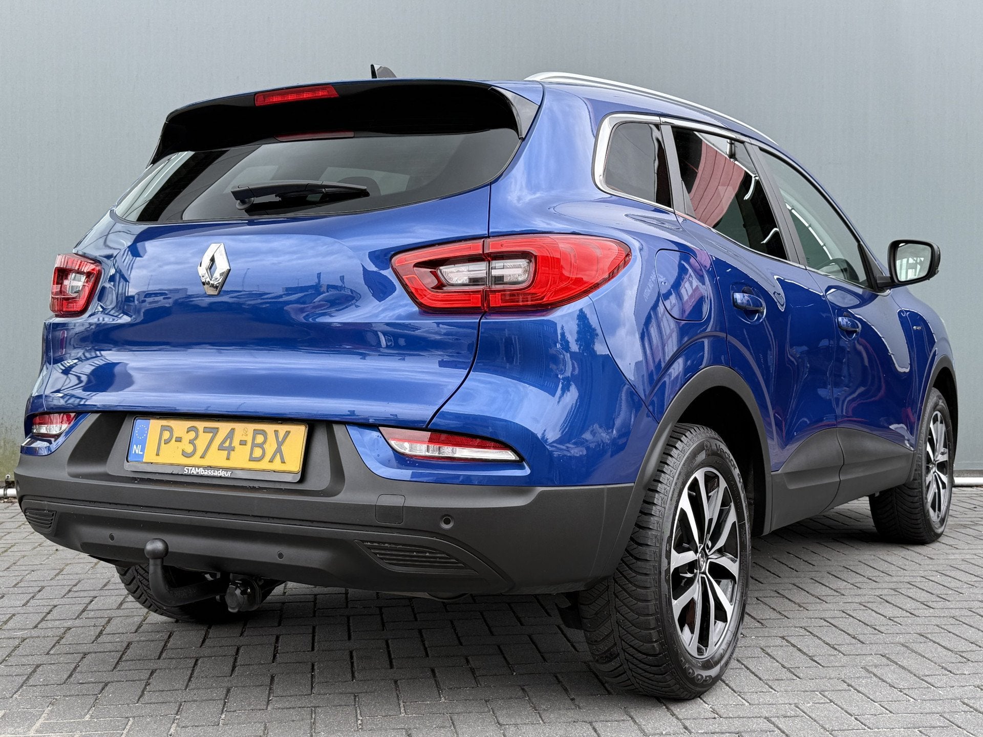 Renault Kadjar BWJ 2022 1.3 141 PK TCe Limited AUTOMAAT | TR, Auto's, Kadjar, Stof, Gebruikt, 4 cilinders