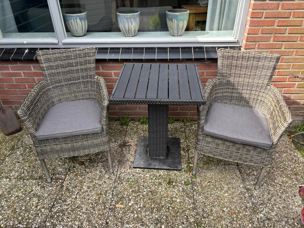Jutlandia tuinset: 2 stoelen met tafel, Zo goed als nieuw, Wicker, Stoel, Tuinset