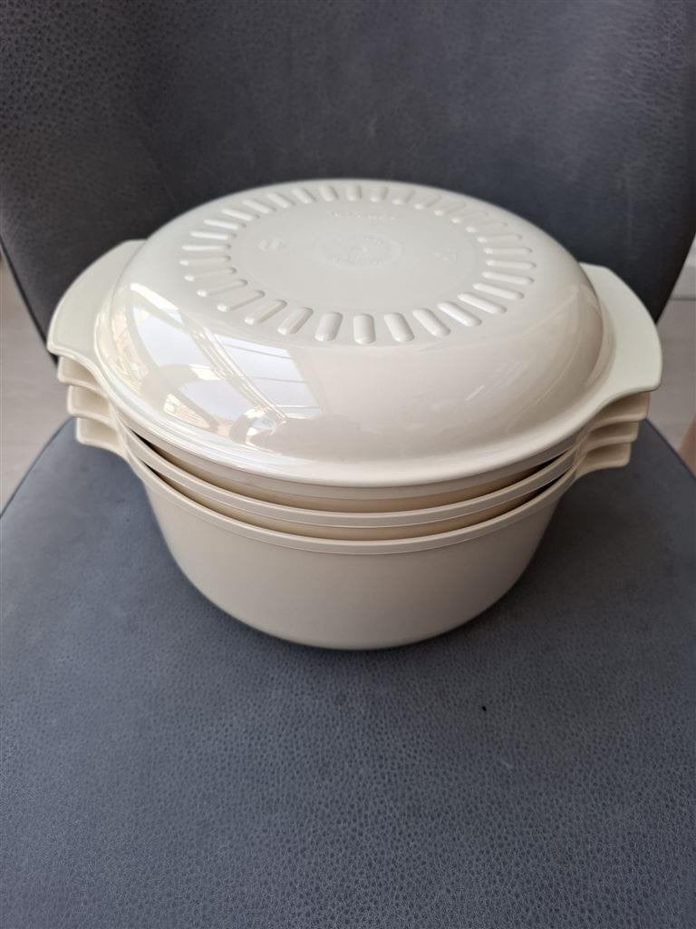 T069 Micro3, Microplus, Tupperwave200, 5 delig, Tupperware, Huis en Inrichting, Schaal, Crème, Nieuw, Geschikt voor vriezer